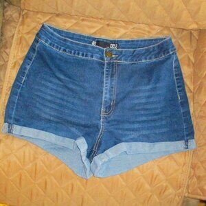 BBJ Los Angeles Women Blue Denim Shorts 13/31"